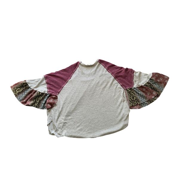 Altar'd State Patchwork sleeve blouse/shirt, size Medium - Picture 2 of 7